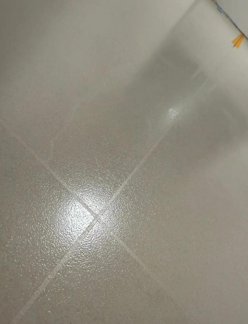 环氧彩砂美缝剂现场抗污测试