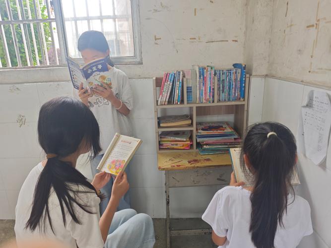 小学生整本书阅读课堂枯燥感实拍