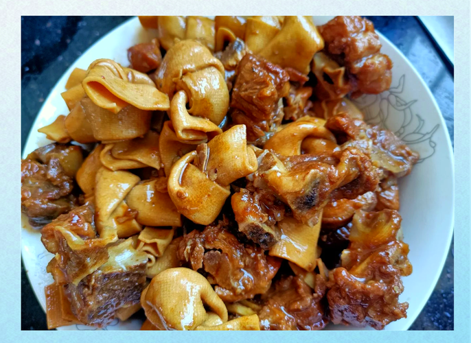 豆皮和豆结，适合和肉一起炖