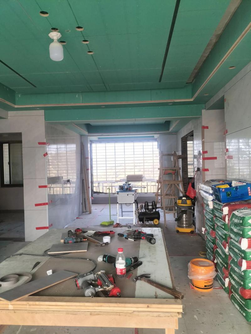 装修现场工人施工实拍