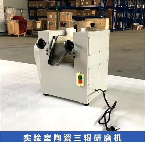 三辊研磨机碳化硅陶瓷辊实物对比图