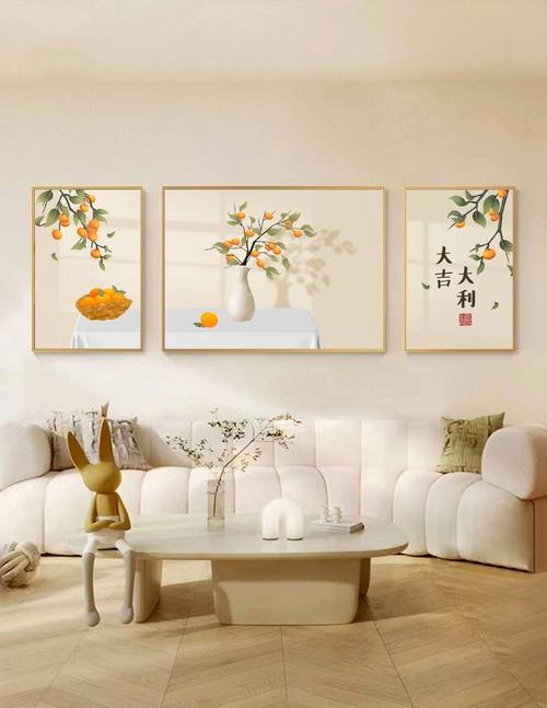 小户型客厅沙发背景挂画布局实景图