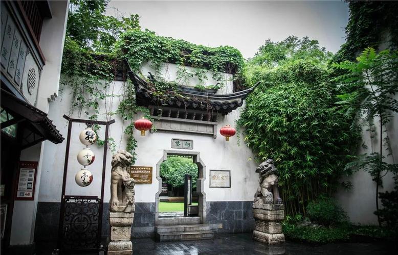 你以为房产价值评估只算地段楼层?漏了文保属性要罚到哭-广州离婚律师