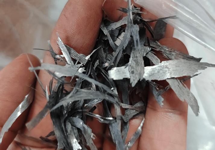 加工TC4钛合金产生的短碎切削铁屑实物图