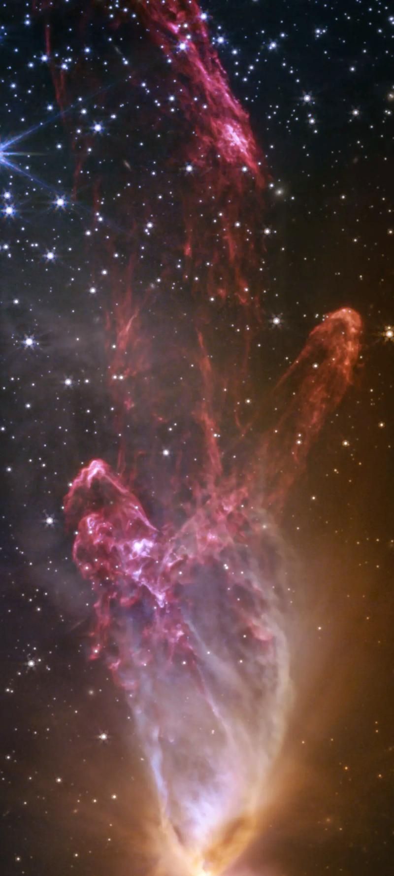 詹姆斯韦伯太空望远镜拍摄的星云全景照片