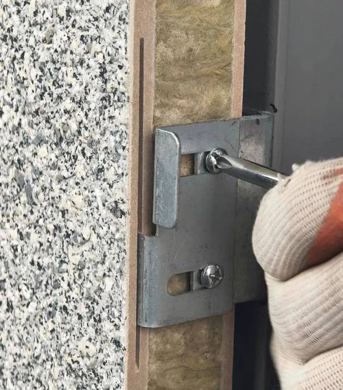 家用防水保温一体化板节点封边实物图