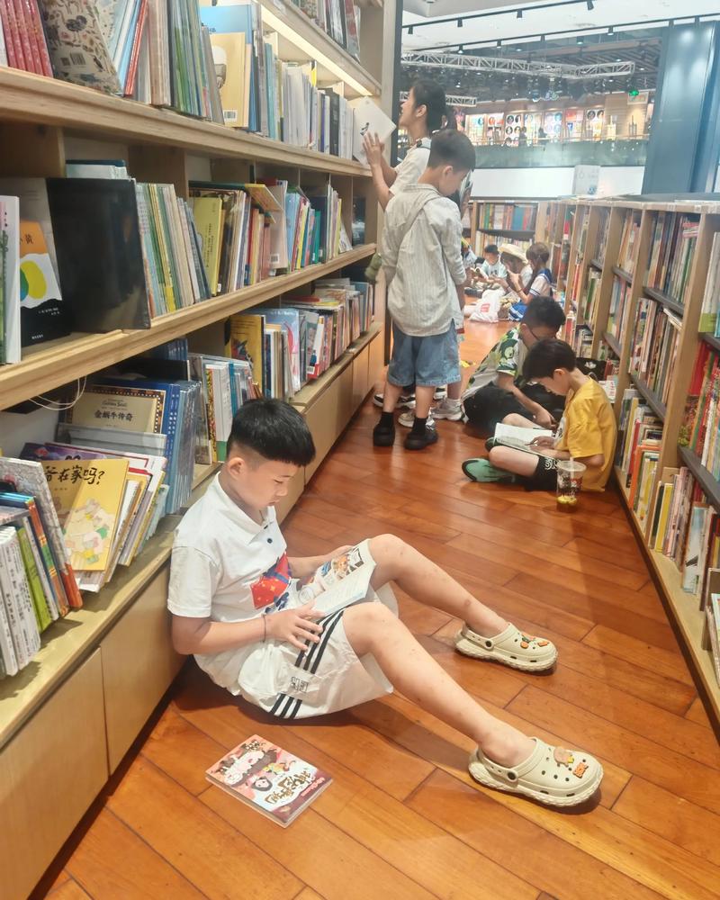 只要你不是在刷短视频——谈谈我们为什么要拒绝浅阅读-大讲堂