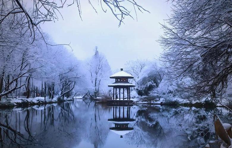 西湖湖心亭雪景明代张岱文中意境