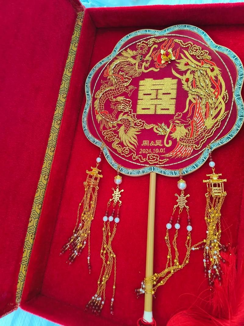 定制喜扇的狗血经历:差点赶不上婚期