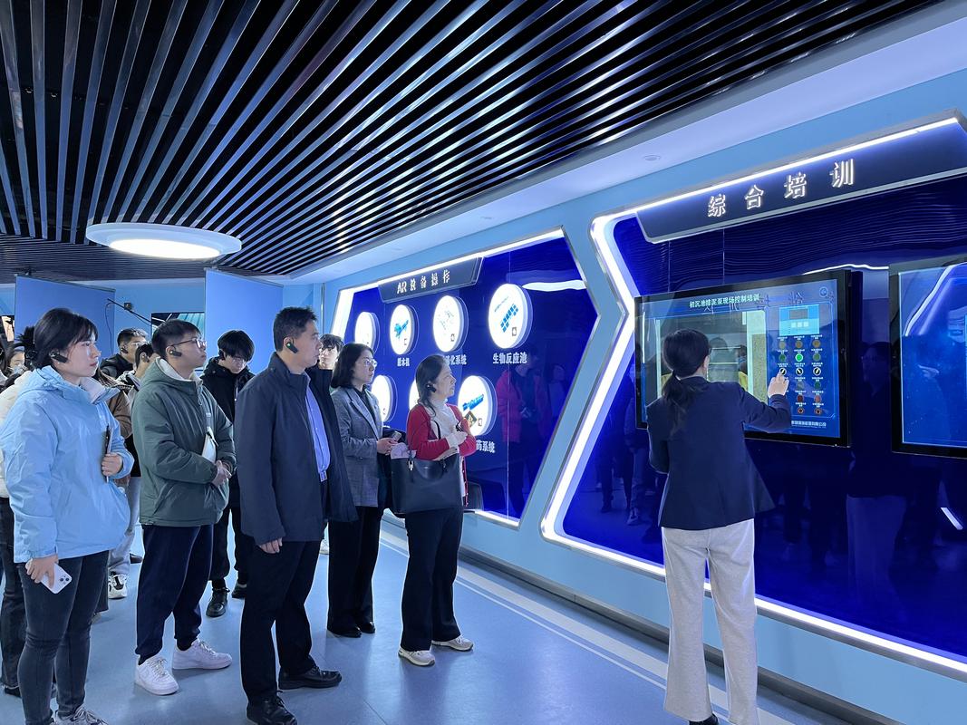 考察现场,别光看展厅