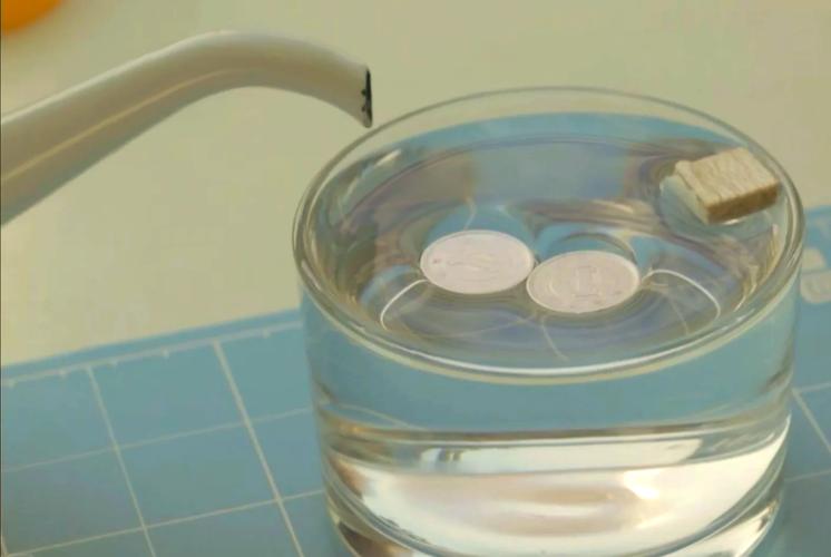 材料这块水太深
