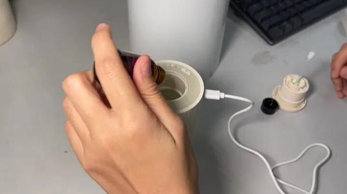 错误加湿器使用加入精油和醋的示意图