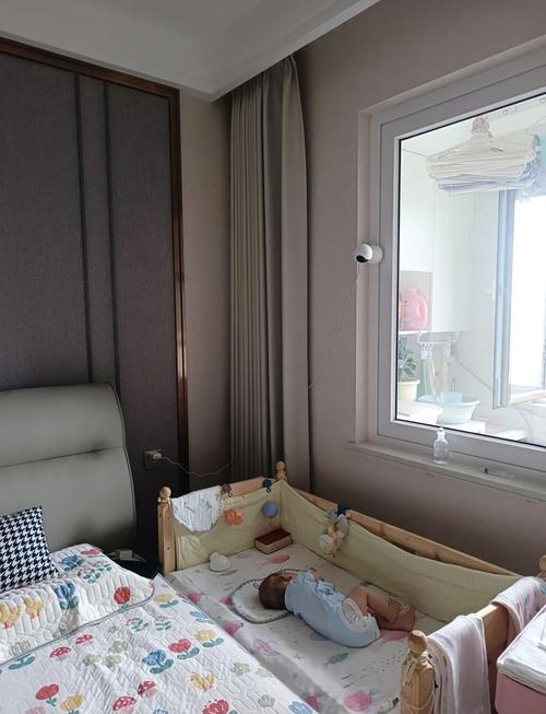 婴儿房智能摄像头安装实景