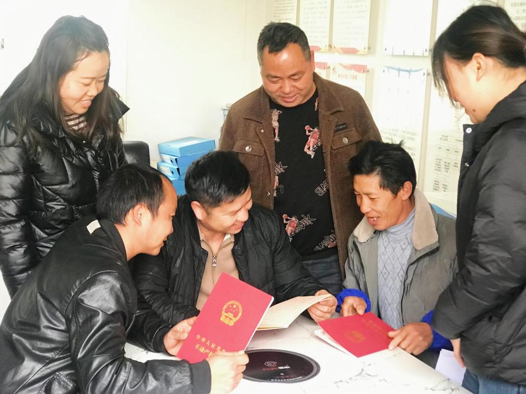 农村宗族祠堂产权确权登记现场实拍