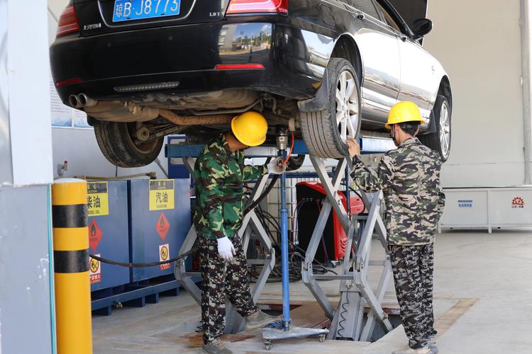拆装和验车，三个错犯一个返工一次