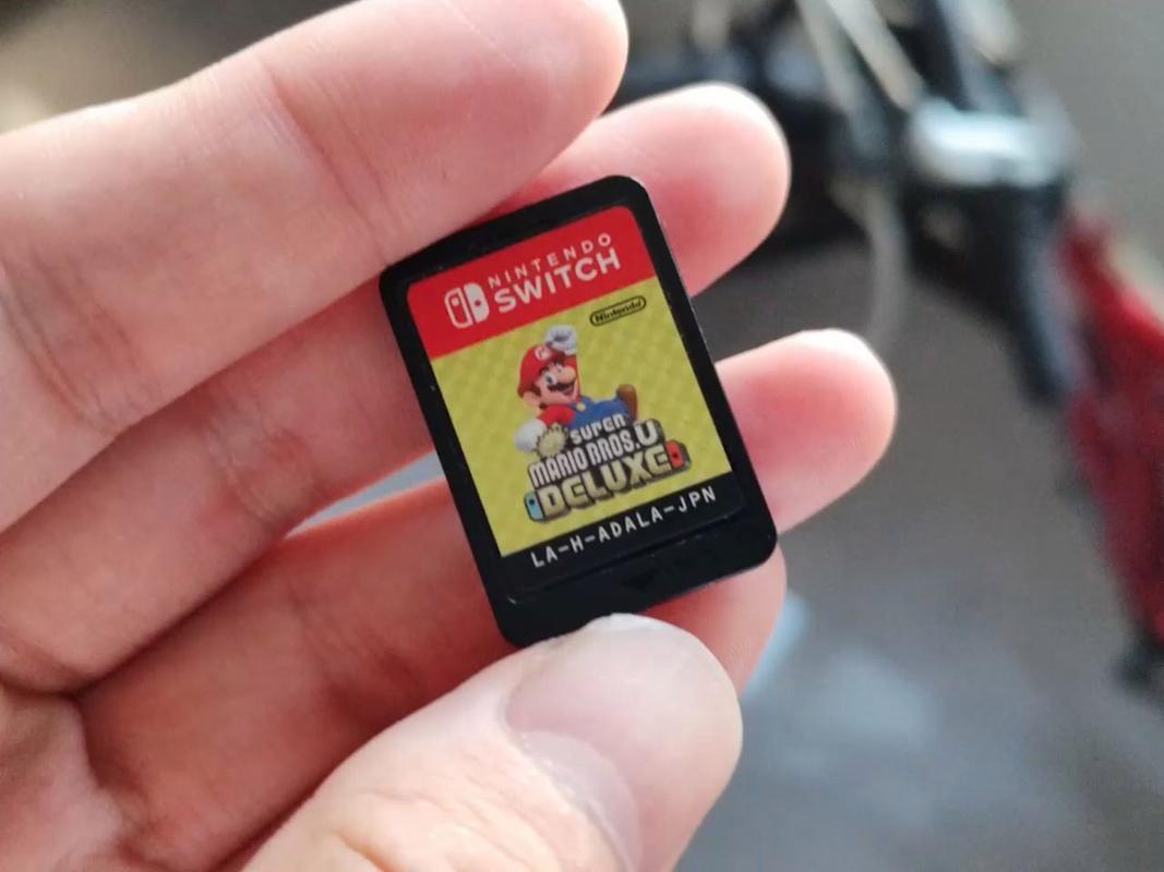线下数码城实体店展示的Switch游戏卡带