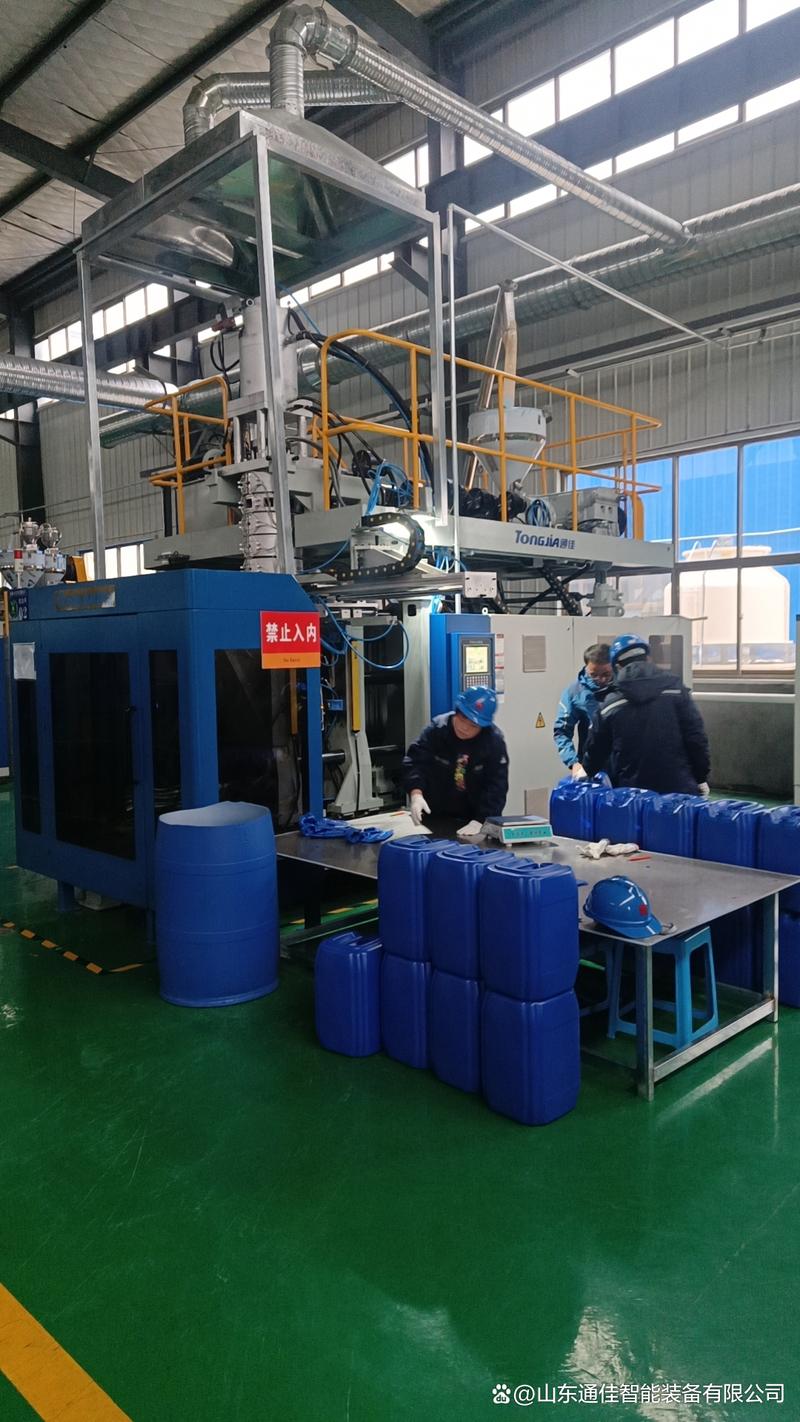 吹塑工艺落地实操：从次品率管控到新能源车载部件的生产经验
