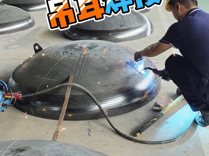 储料罐厂家车间封头焊接加工实拍