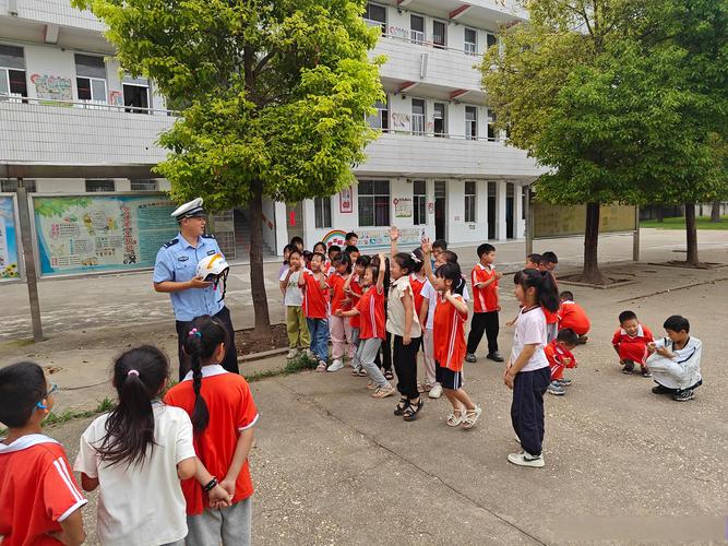 那些“走过场”的安全课,真的骗过了孩子吗?
