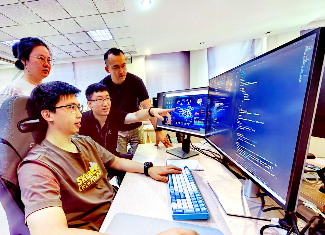 工业网络安全 工程师进行网络分段调试