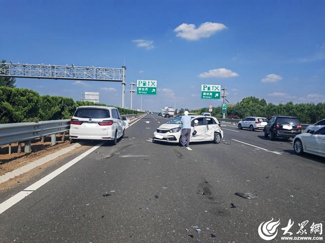 交通事故后扣留租赁指标车辆的现场图