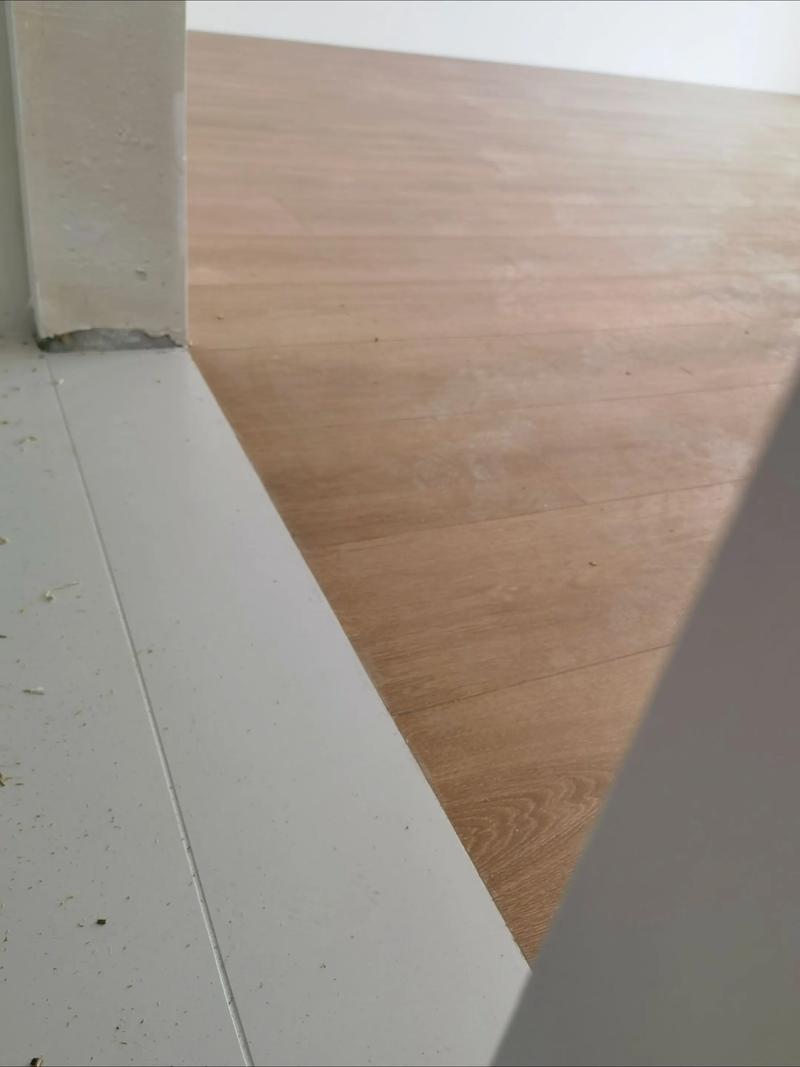 木地板倒角工艺细节实拍展示