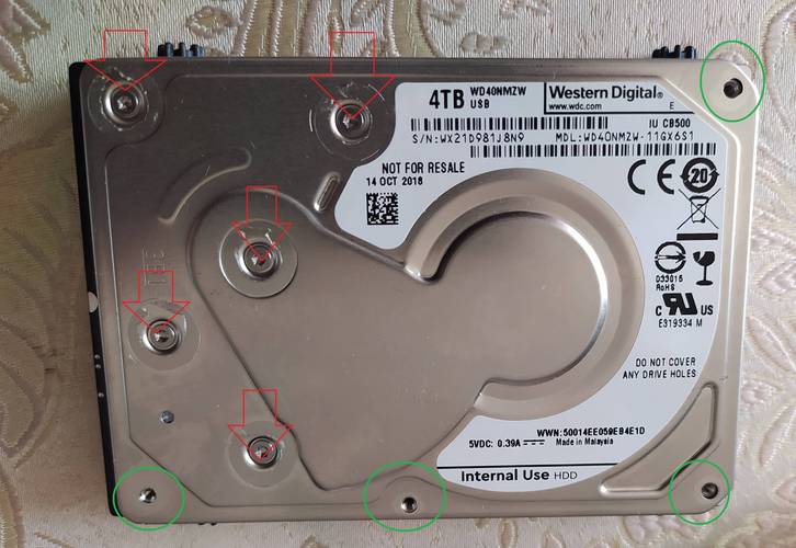 工业级硬盘内部结构对比