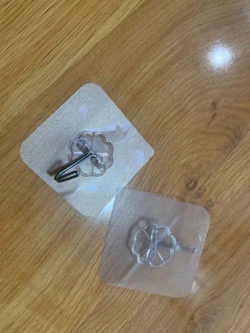 免钉胶粘挂钩掉落损坏实拍