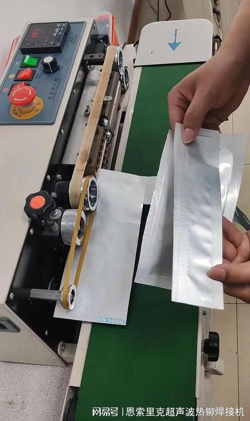 封口机厂家车间试机调试封袋样品实拍