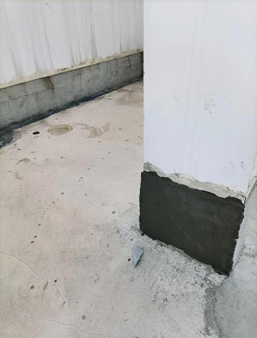老房翻新墙面基层补坑腻子耗量现场图