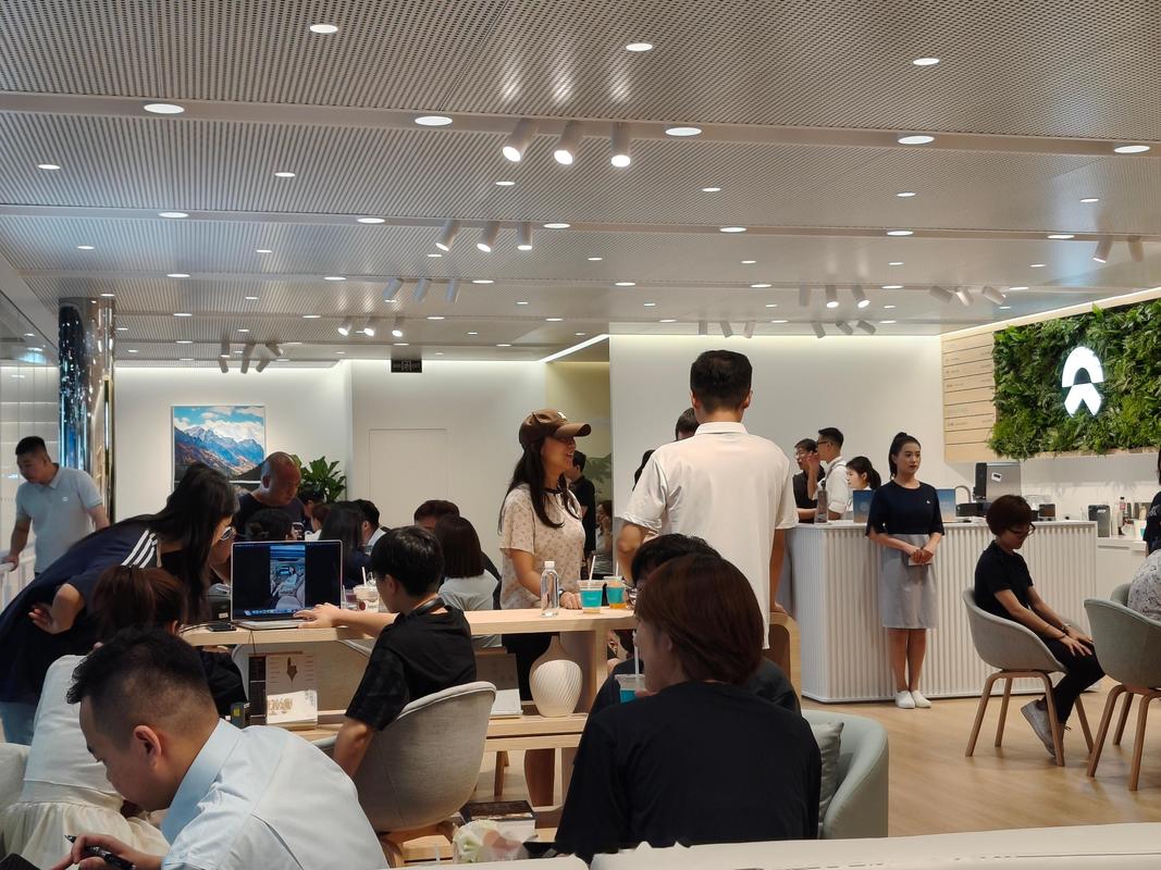 蔚来汽车NIO House用户共创沙龙现场照片
