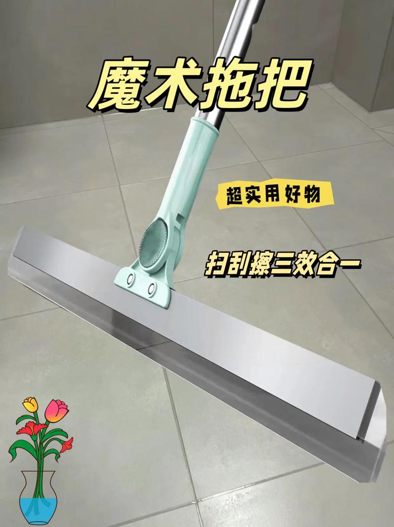 直播间魔术拖把演示，强效吸水刮擦效果