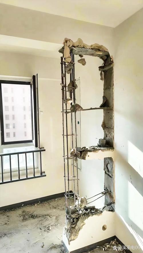 为啥拆半面墙的处罚能这么重？