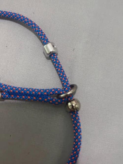 P链正确佩戴位置与爆冲纠正动作示意图
