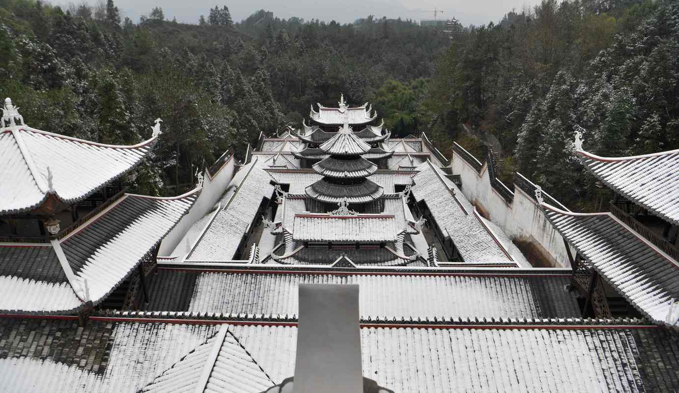 恩施土司城雪中