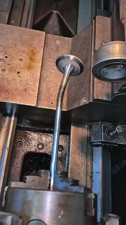 钢结构加工车间数控切割机变形故障现场