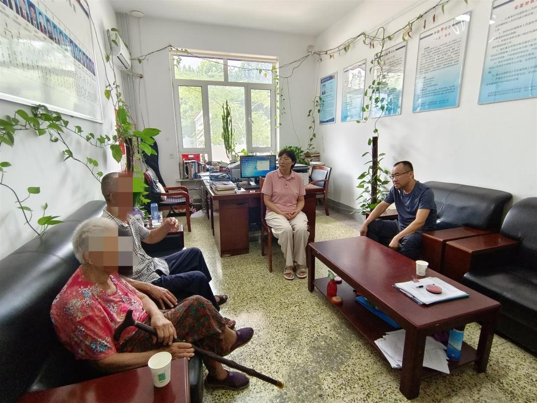 老人赡养纠纷人民调解现场示意图