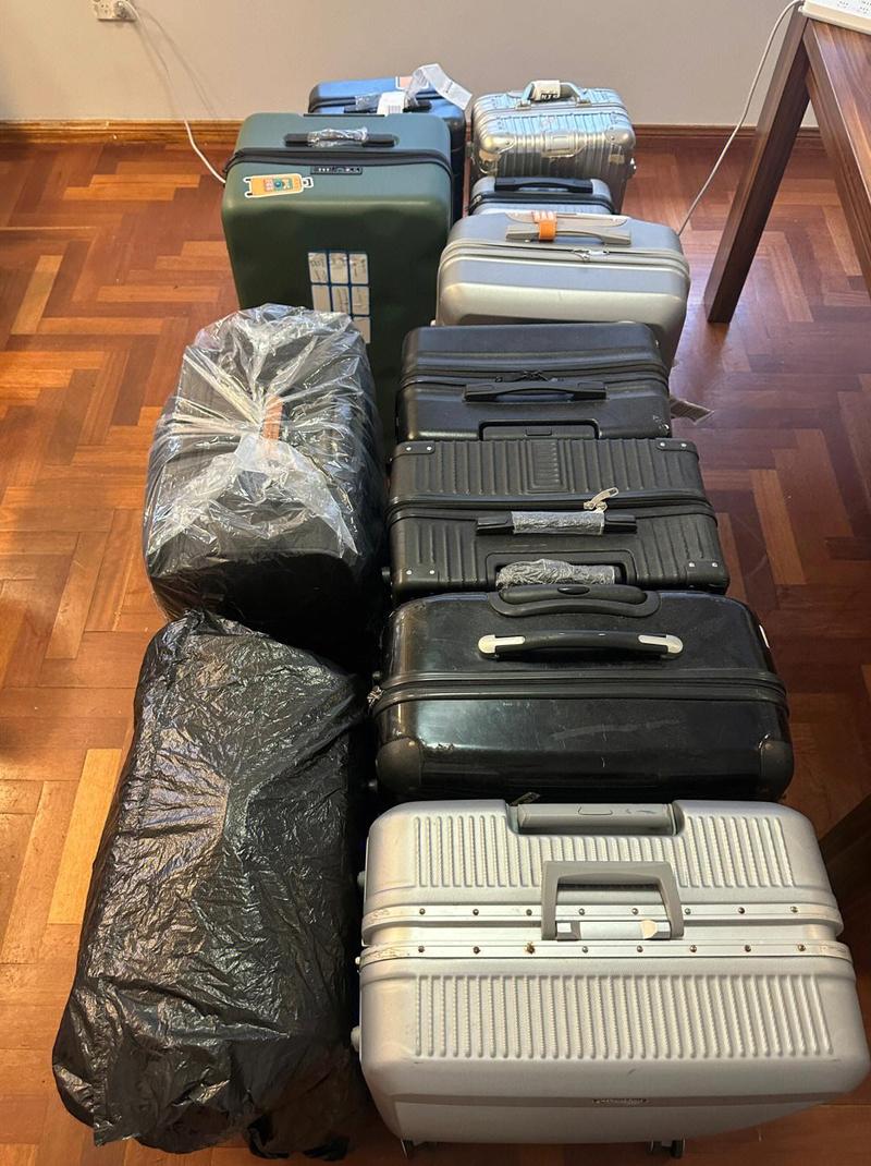 留学行李打包必备清单实拍图对比浪费空间物品