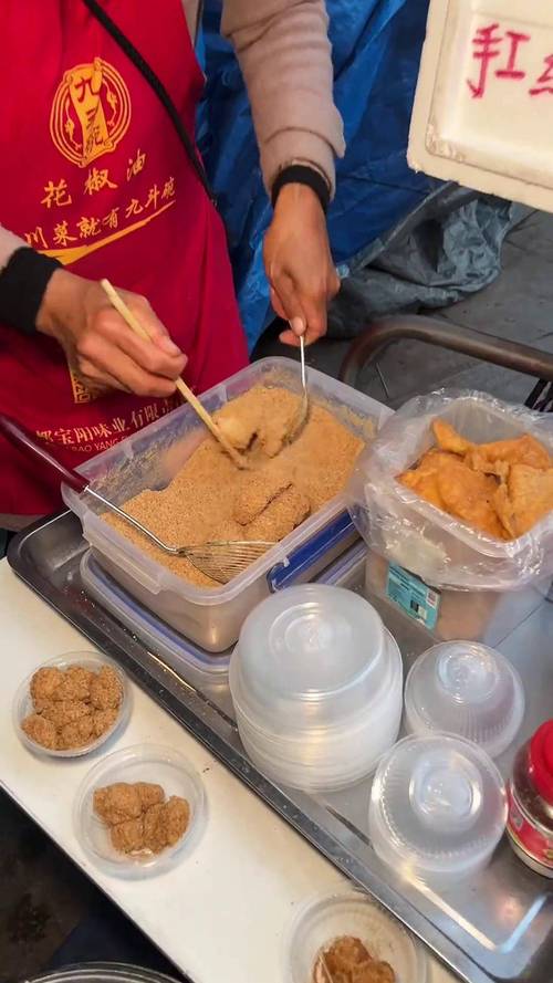 柳州五星街清晨糍粑摊