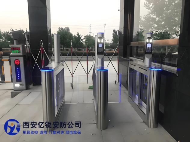 工业车间人脸识别门禁系统实拍