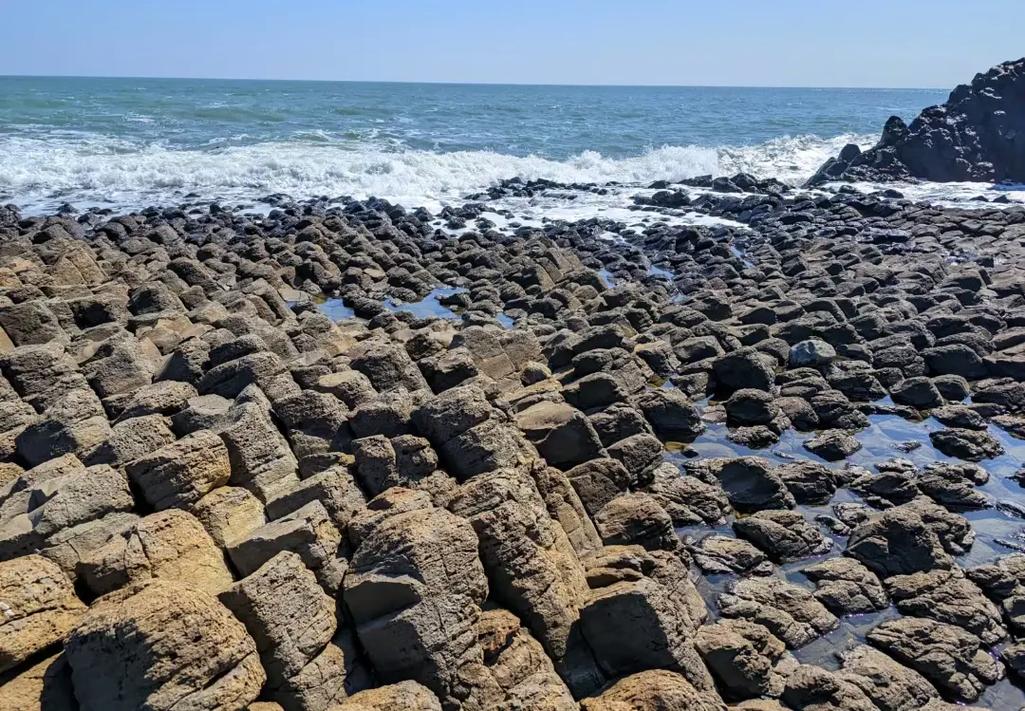 白塘湾火山石慢门海浪
