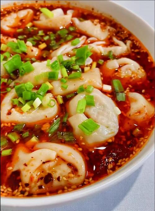红油亮不亮,抿一口就尝出来