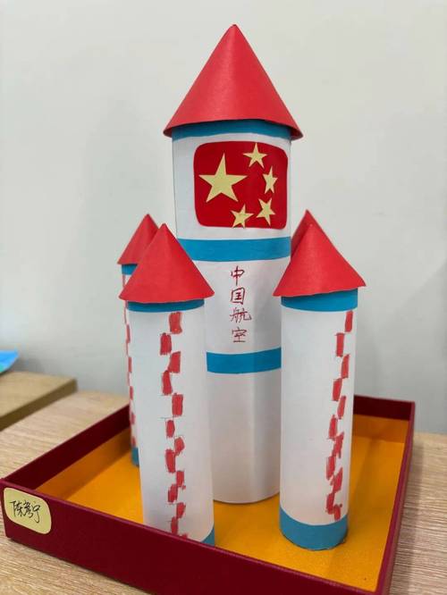 项目式学习假期作业学生展示手工作品