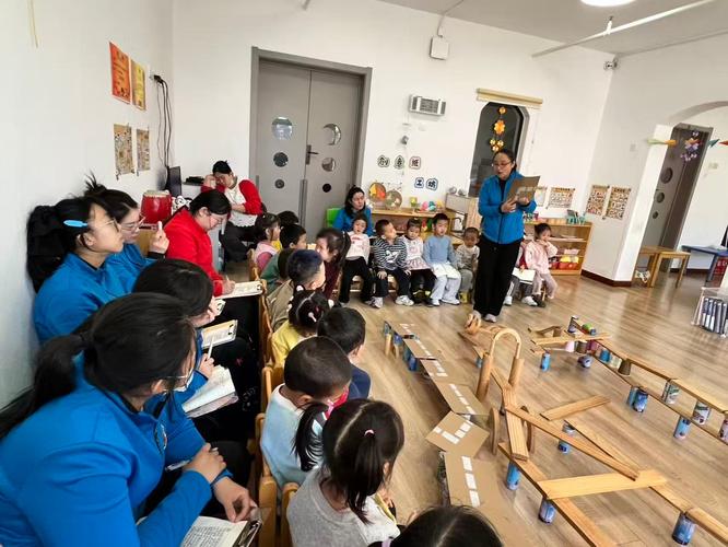 幼儿园中班幼儿区域自主游戏日常场景