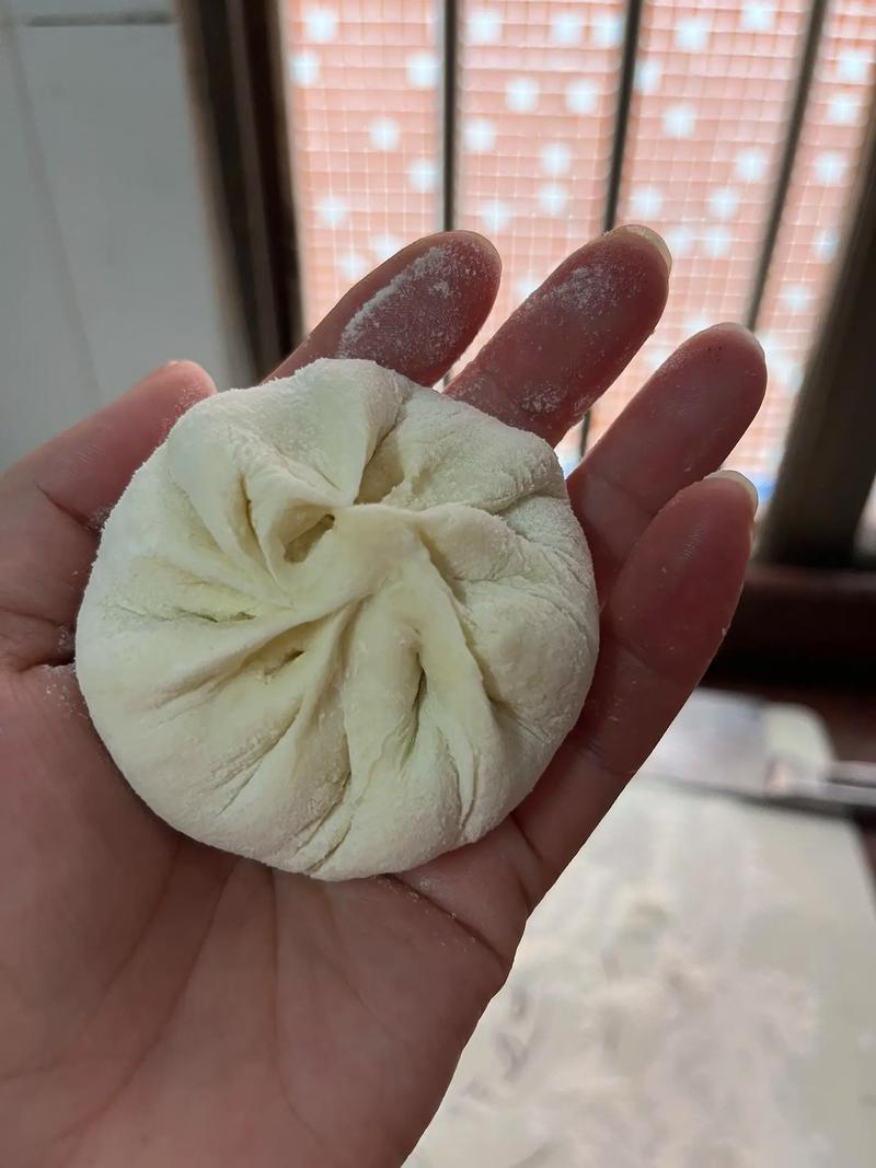 捏了一百年的褶子，没断