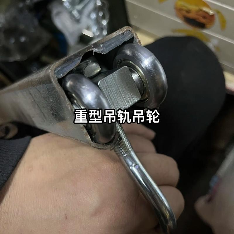家用滑轮吊物装置安装示意图