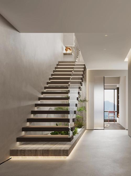 小户型loft悬空楼梯装修实景图