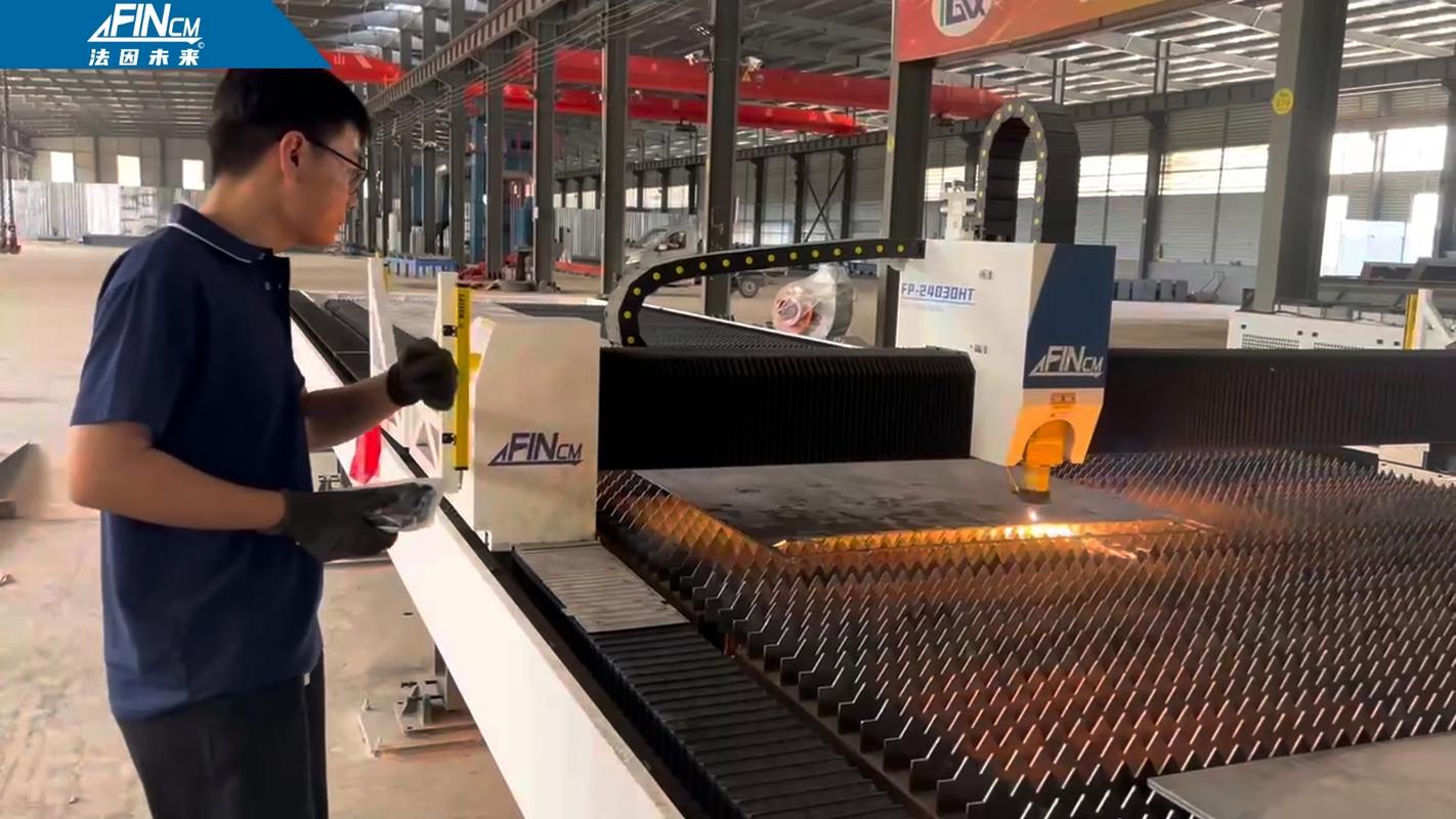 火焰切割机厂家车间生产调试现场