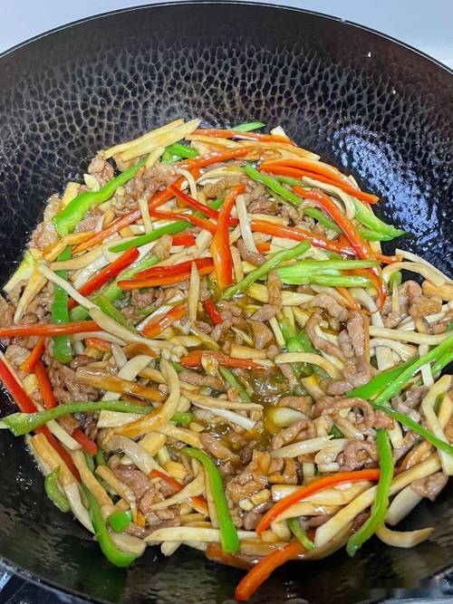 家常炒锅滑炒肉丝不粘技巧