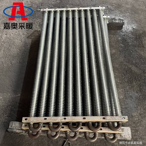 工业车间内翅片管散热器组